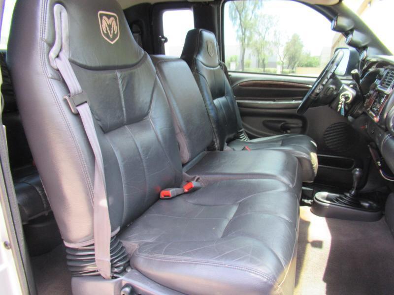 Dodge Ram 2500 Quad Cab Short Bed 4WD 2001