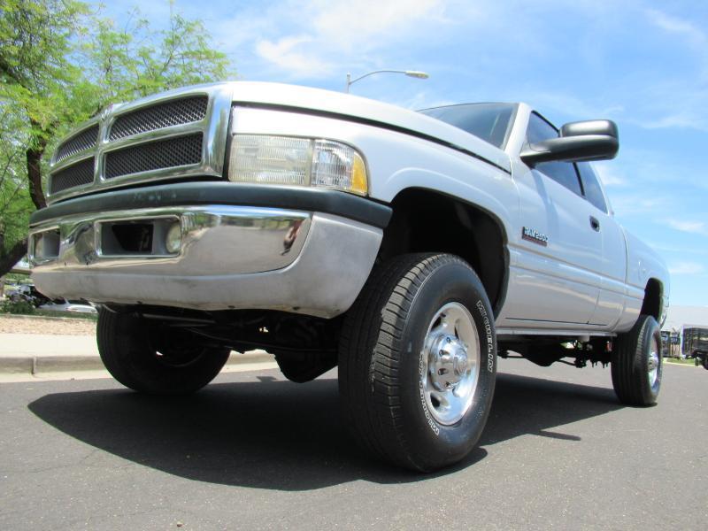 Dodge Ram 2500 Quad Cab Short Bed 4WD 2001
