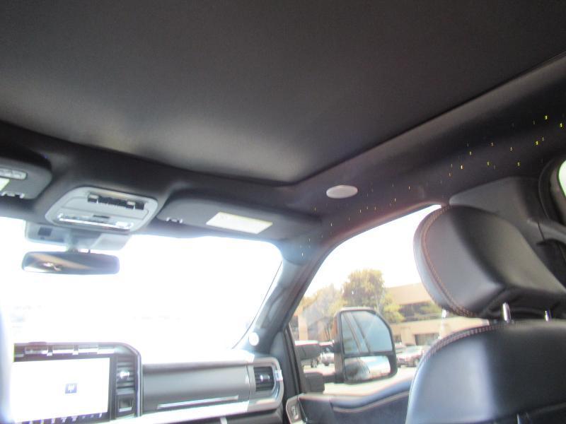 Ford F-450 SD Platinum Crew Cab DRW 4WD 2024