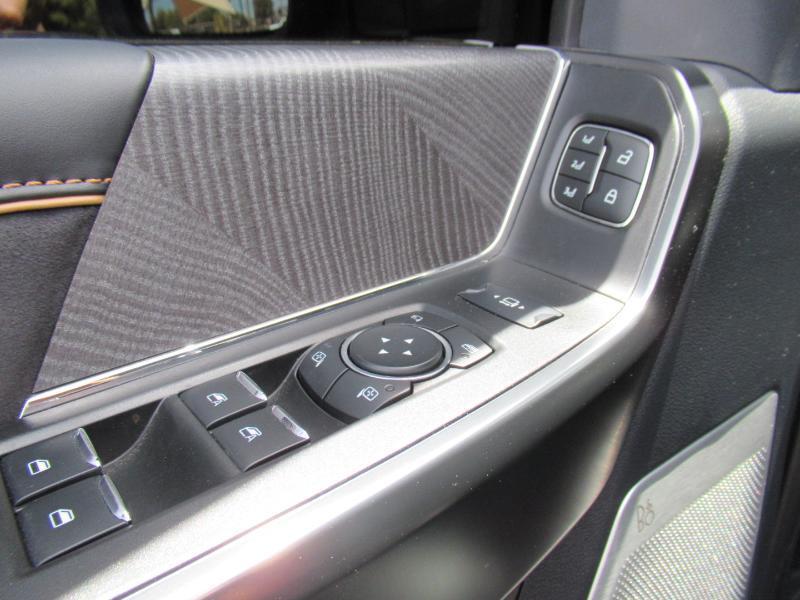 Ford F-450 SD Platinum Crew Cab DRW 4WD 2024
