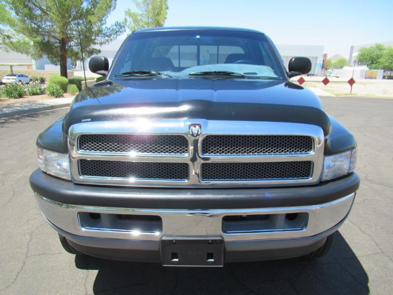 Dodge Ram 2500 Quad Cab 6.5-ft. Bed 4WD 1998