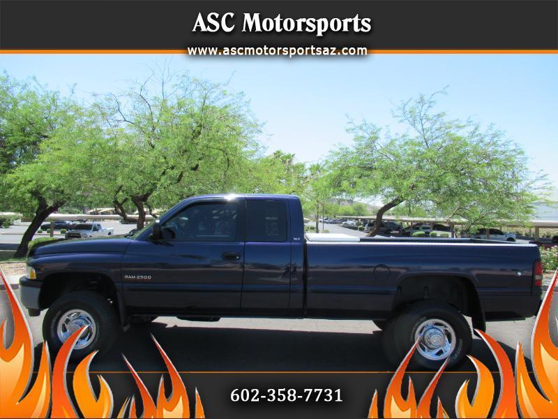 Dodge Ram 2500 Quad Cab 6.5-ft. Bed 4WD 1998