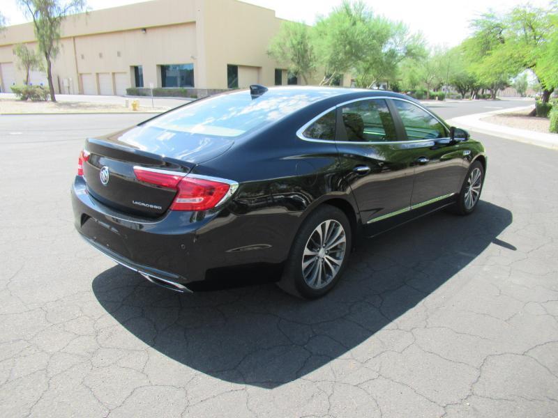 Buick LaCrosse Essence 2017