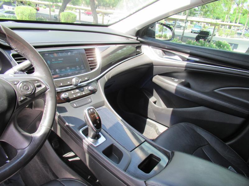 Buick LaCrosse Essence 2017