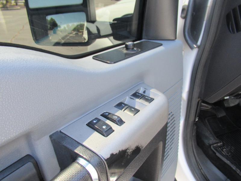 Ford F-350 SD XLT Crew Cab Long Bed 4WD 2015