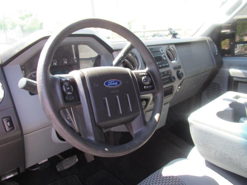 Ford F-350 SD XLT Crew Cab Long Bed 4WD 2015