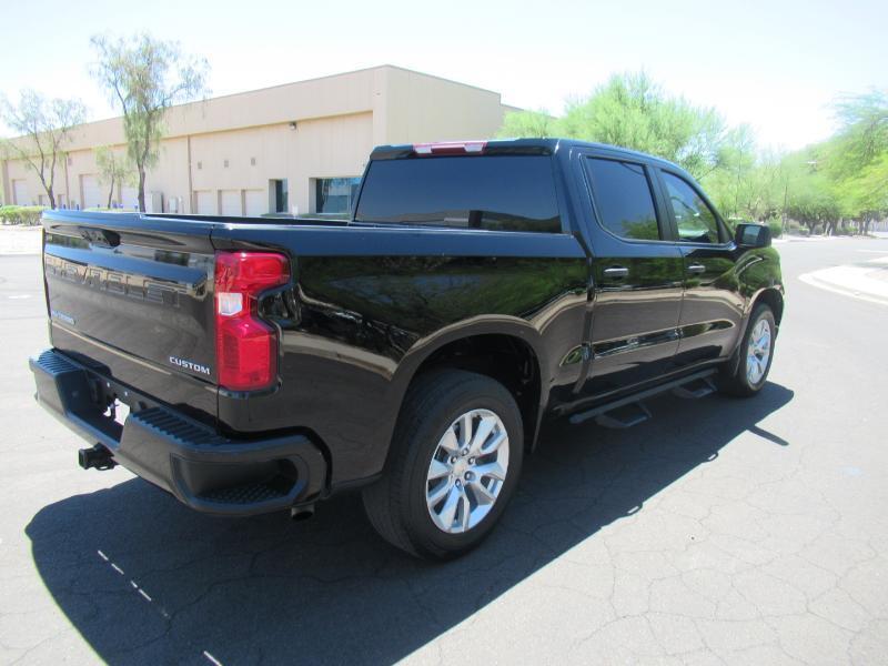 Chevrolet Silverado 1500 Custom Crew Cab 2WD 2023