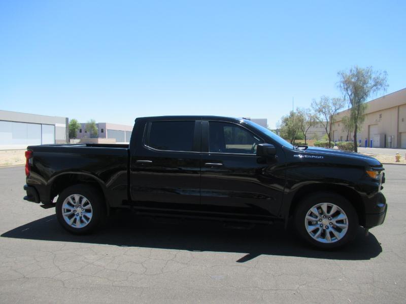 Chevrolet Silverado 1500 Custom Crew Cab 2WD 2023