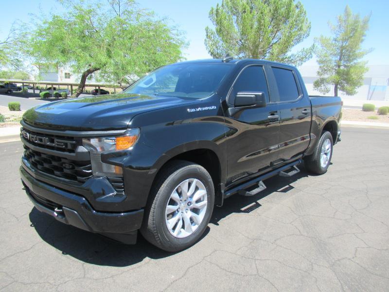 Chevrolet Silverado 1500 Custom Crew Cab 2WD 2023