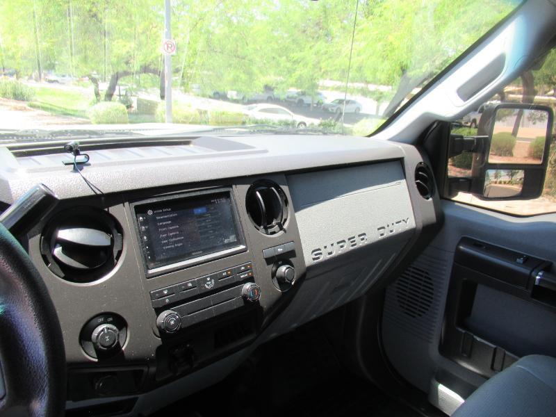 Ford F-250 SD XL Crew Cab Long Bed 4WD 2013
