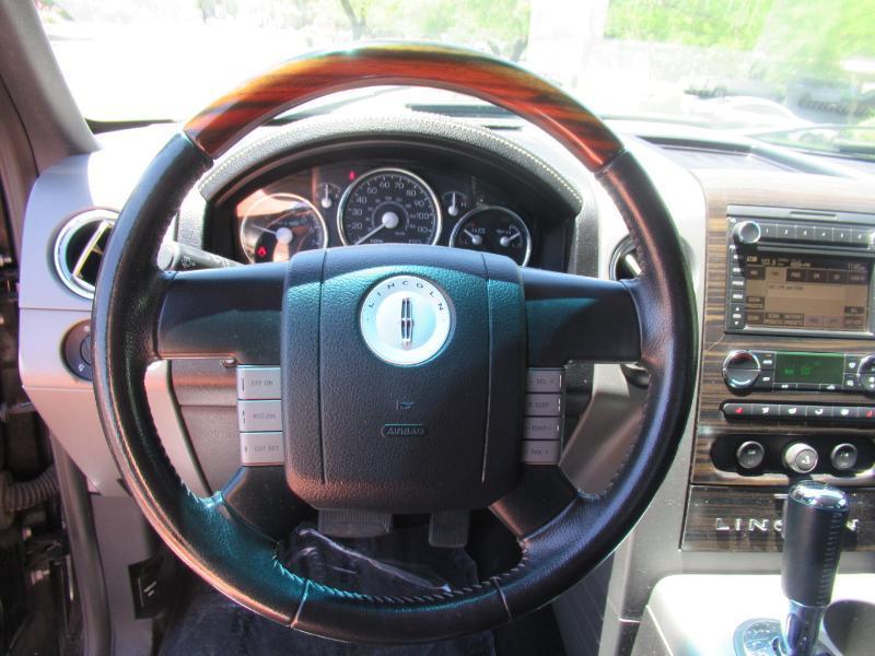 Lincoln Mark LT 2WD 2008
