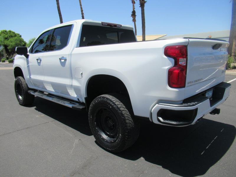 Chevrolet Silverado 1500 High Country Crew Cab 4WD 2021