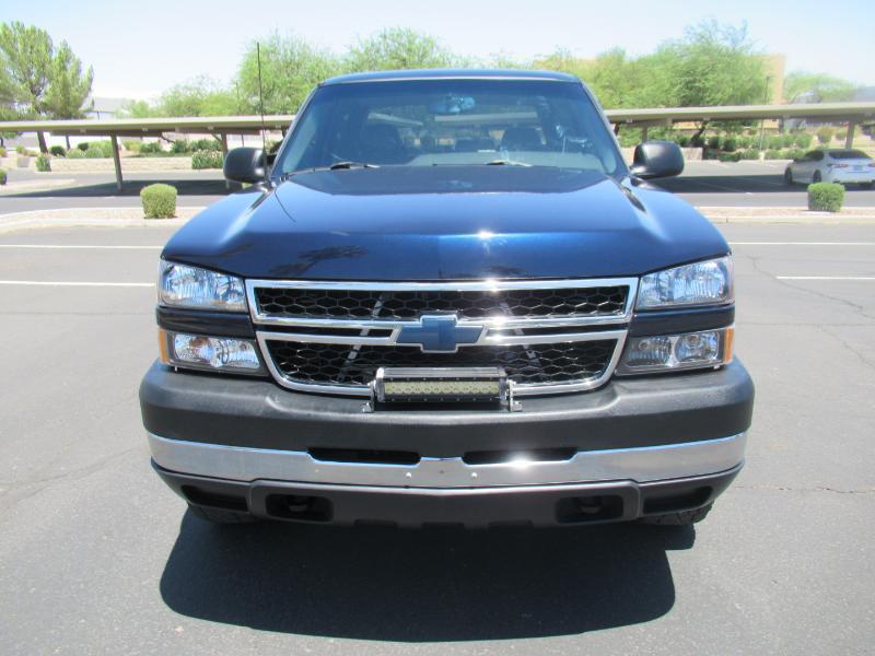 Chevrolet Silverado 2500HD LT1 Crew Cab 4WD 2006
