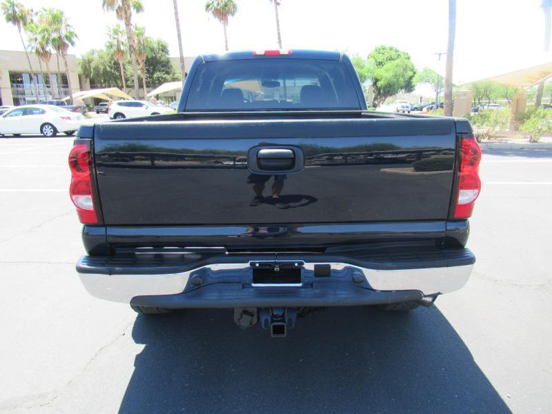 Chevrolet Silverado 2500HD LT1 Crew Cab 4WD 2006