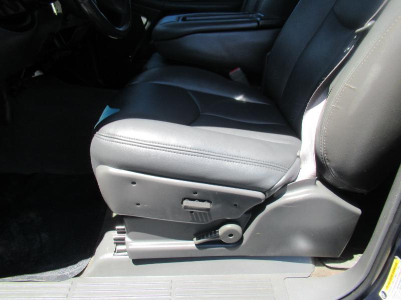 Chevrolet Silverado 2500HD LT1 Crew Cab 4WD 2006
