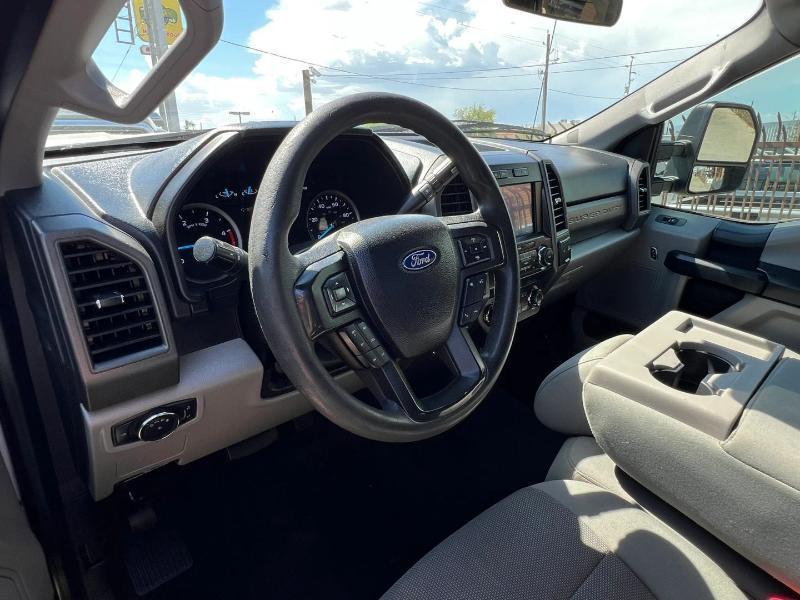 Ford F-350 SD XL Crew Cab Long Bed DRW 4WD 2021