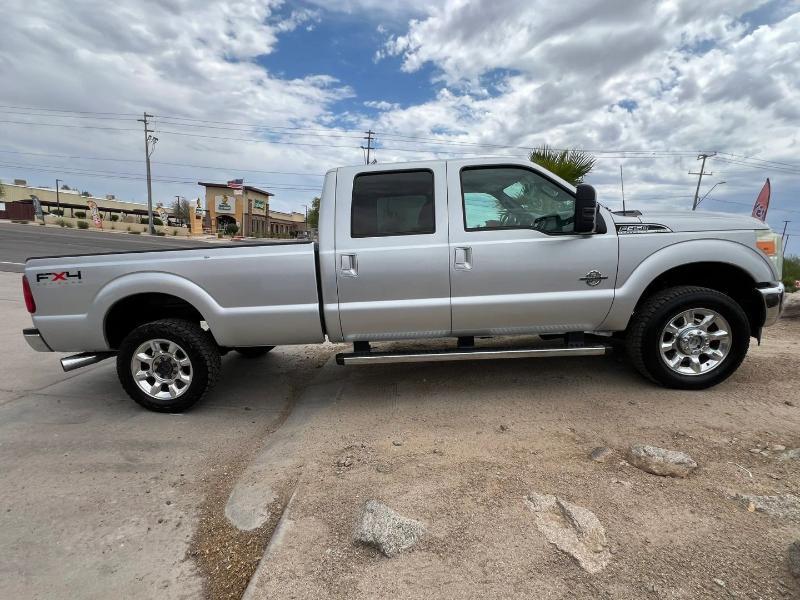 Ford F-350 SD Lariat Crew Cab 4WD 2011