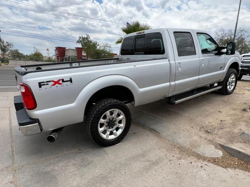 Ford F-350 SD Lariat Crew Cab 4WD 2011