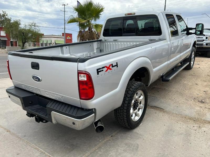 Ford F-350 SD Lariat Crew Cab 4WD 2011