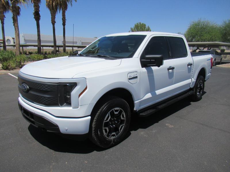 Ford F-150 Lightning Pro 2023