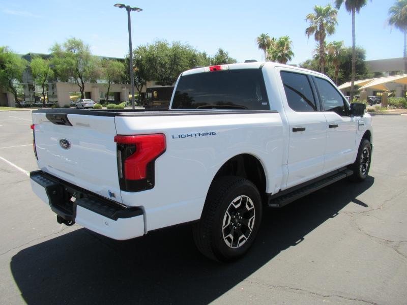 Ford F-150 Lightning Pro 2023