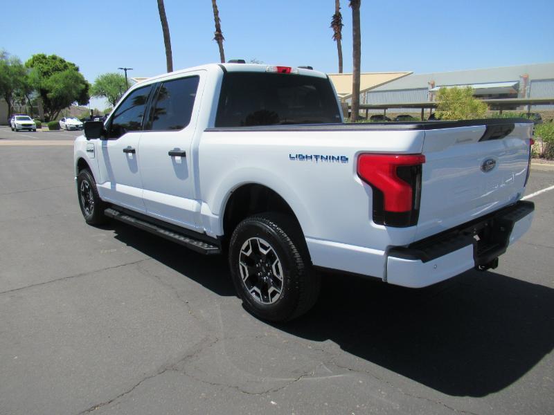 Ford F-150 Lightning Pro 2023