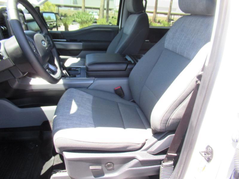 Ford F-150 Lightning Pro 2023