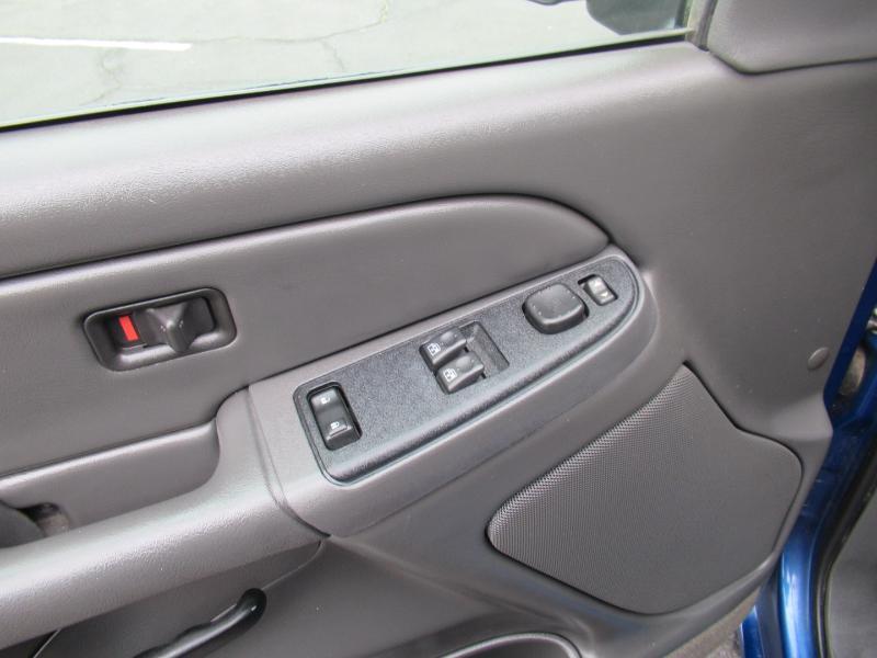 Chevrolet Silverado 1500 Work Truck Ext. Cab Short Bed 2WD 2004