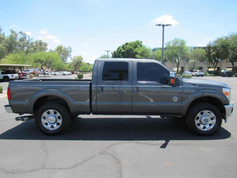 Ford F-250 SD Lariat Crew Cab 4WD 2015