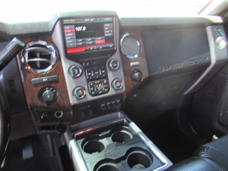Ford F-250 SD Lariat Crew Cab 4WD 2015