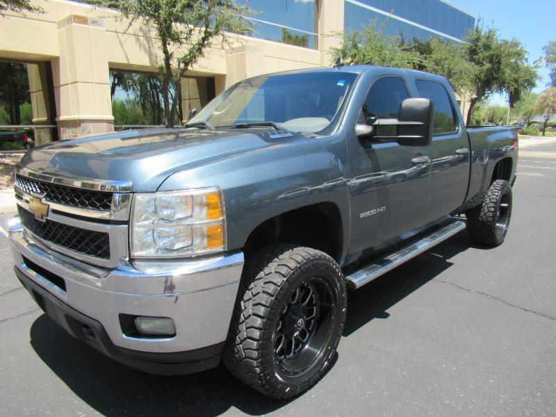 Chevrolet Silverado 2500HD LT Crew Cab 4WD 2013