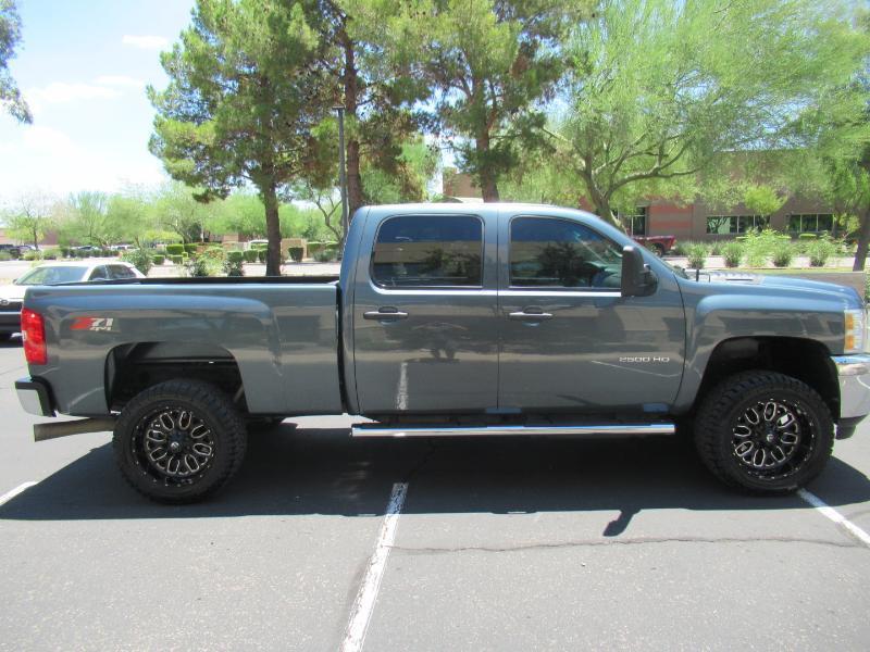 Chevrolet Silverado 2500HD LT Crew Cab 4WD 2013