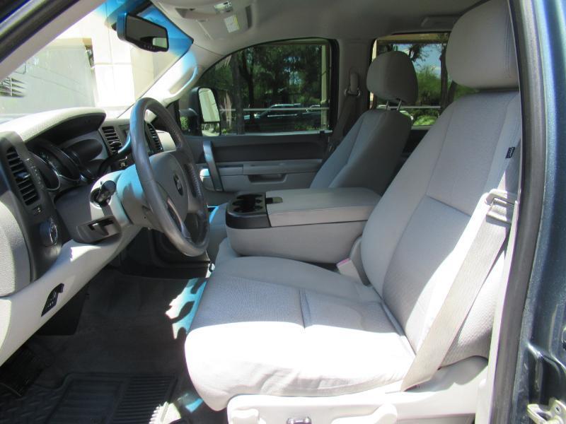 Chevrolet Silverado 2500HD LT Crew Cab 4WD 2013