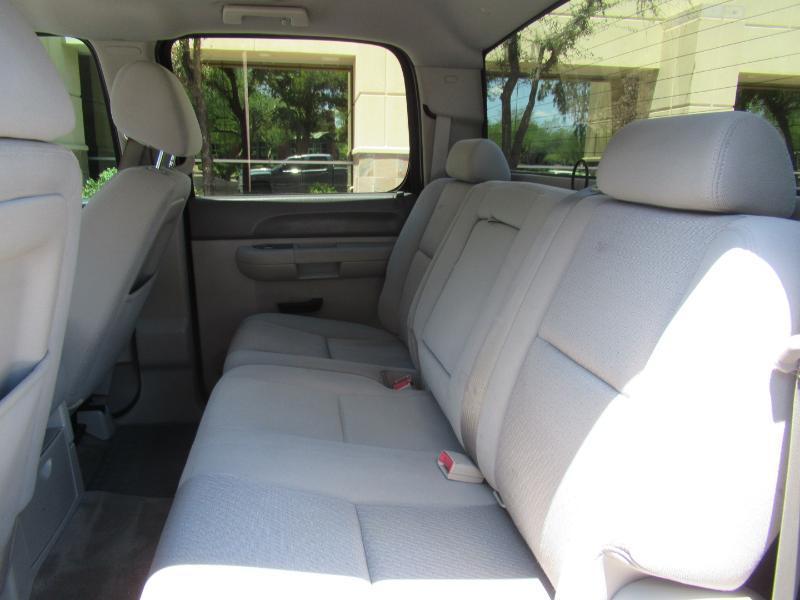 Chevrolet Silverado 2500HD LT Crew Cab 4WD 2013