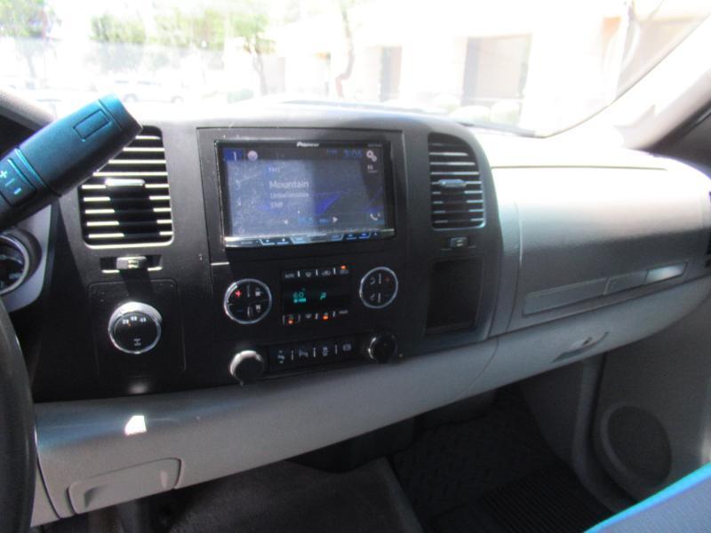 Chevrolet Silverado 2500HD LT Crew Cab 4WD 2013