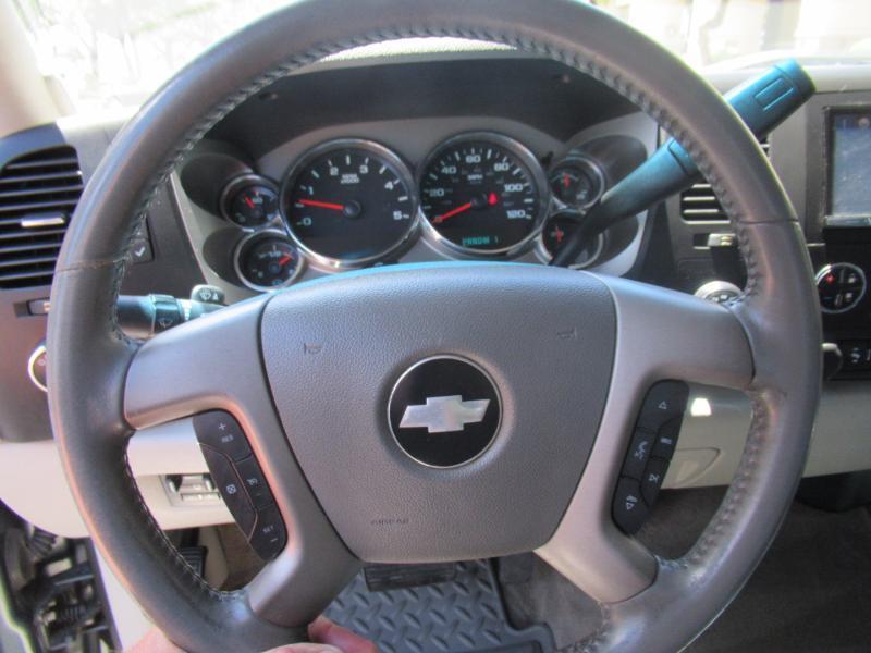 Chevrolet Silverado 2500HD LT Crew Cab 4WD 2013