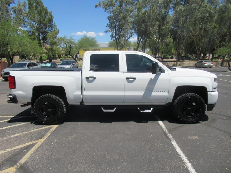 Chevrolet Silverado 1500 Custom Crew Cab 2WD 2018