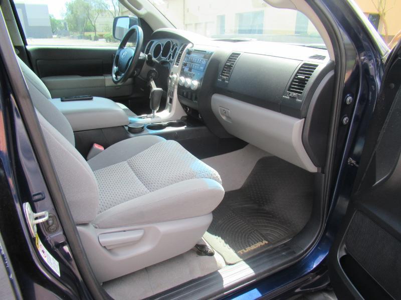Toyota Tundra SR5 CrewMax 6AT 4WD 2007