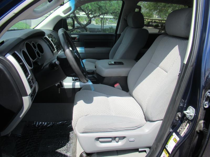 Toyota Tundra SR5 CrewMax 6AT 4WD 2007