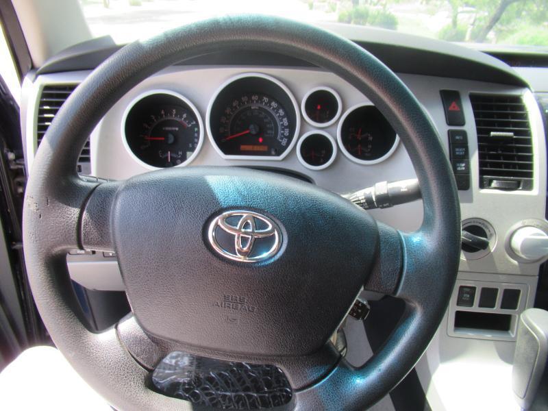 Toyota Tundra SR5 CrewMax 6AT 4WD 2007