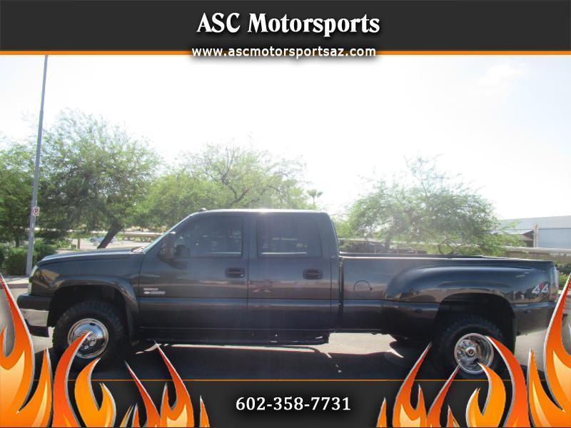 Chevrolet Silverado 3500 LS Crew Cab 4WD DRW 2005