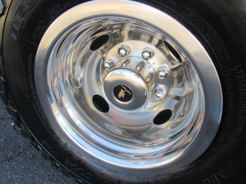 Chevrolet Silverado 3500 LS Crew Cab 4WD DRW 2005