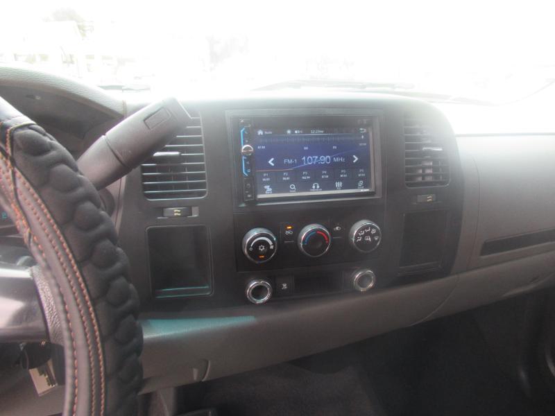 Chevrolet Silverado 1500 LS Extended Cab 4WD 2011