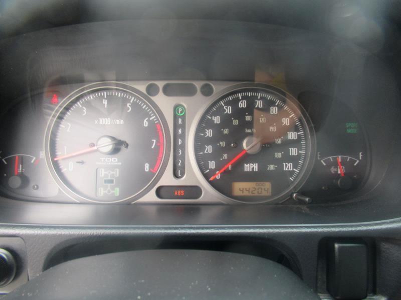Isuzu Axiom S 4WD 2004