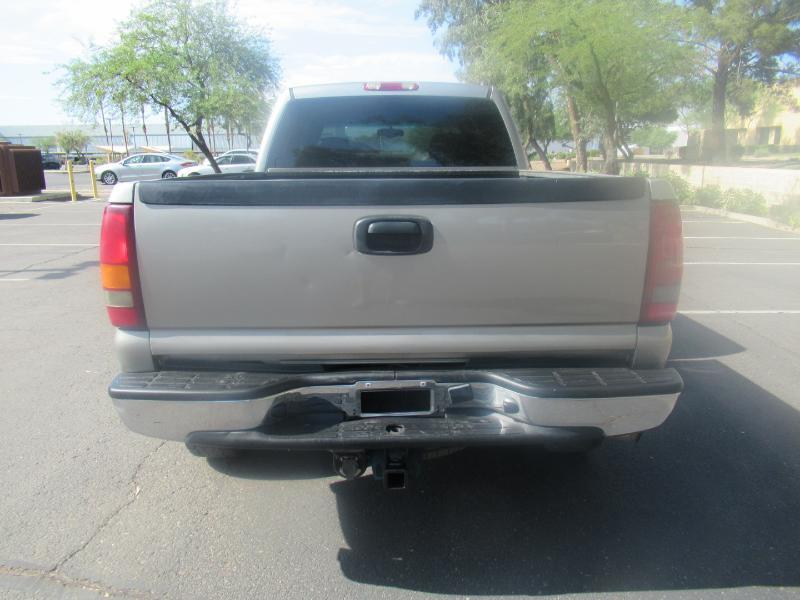 Chevrolet Silverado 2500HD Crew Cab Short Bed 4WD 2002