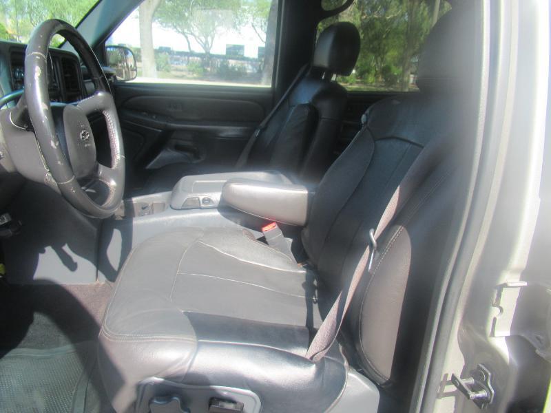 Chevrolet Silverado 2500HD Crew Cab Short Bed 4WD 2002