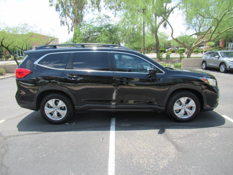 Subaru Ascent Base 8-Passenger 2019