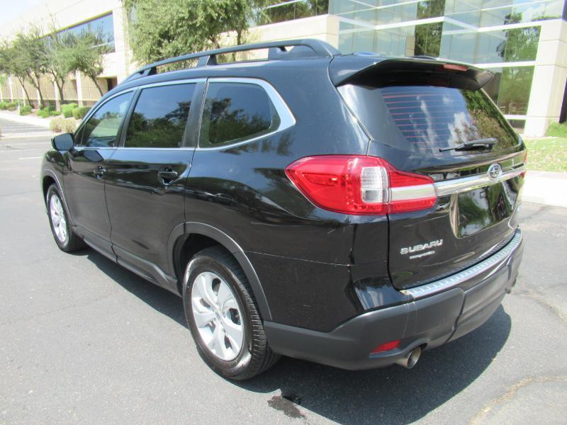 Subaru Ascent Base 8-Passenger 2019