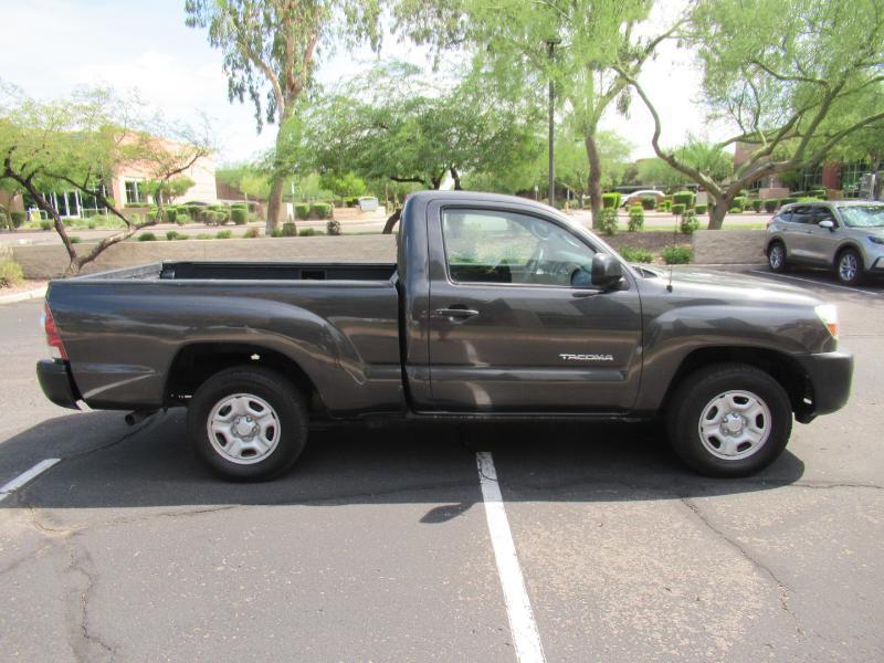 Toyota Tacoma Regular Cab 2WD 2010