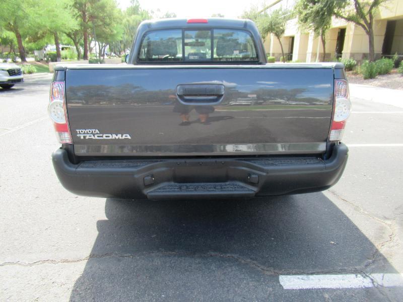 Toyota Tacoma Regular Cab 2WD 2010